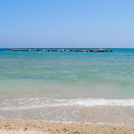 Holiday home 2 Bedroom Gorgeous In