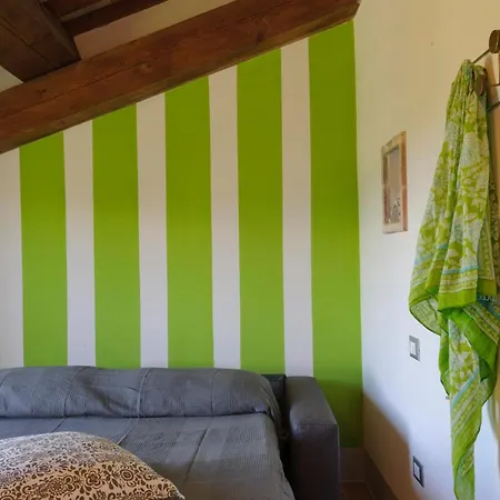 2 Bedroom Gorgeous In Cartoceto