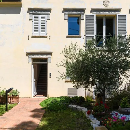 2 Bedroom Gorgeous In Holiday home Cartoceto