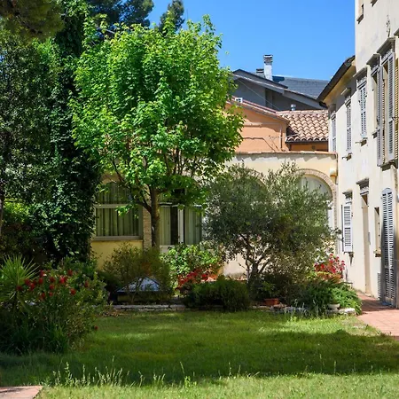2 Bedroom Gorgeous In Cartoceto